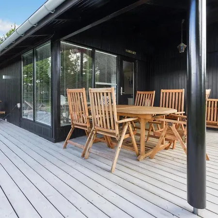 Hébergement de vacances Litle - 600m From The Sea By Interhome *