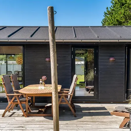 Litle - 600m From The Sea By Interhome * Hals